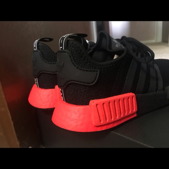 4 1/2 NMD R1 J adidas - Picture 6 of 7